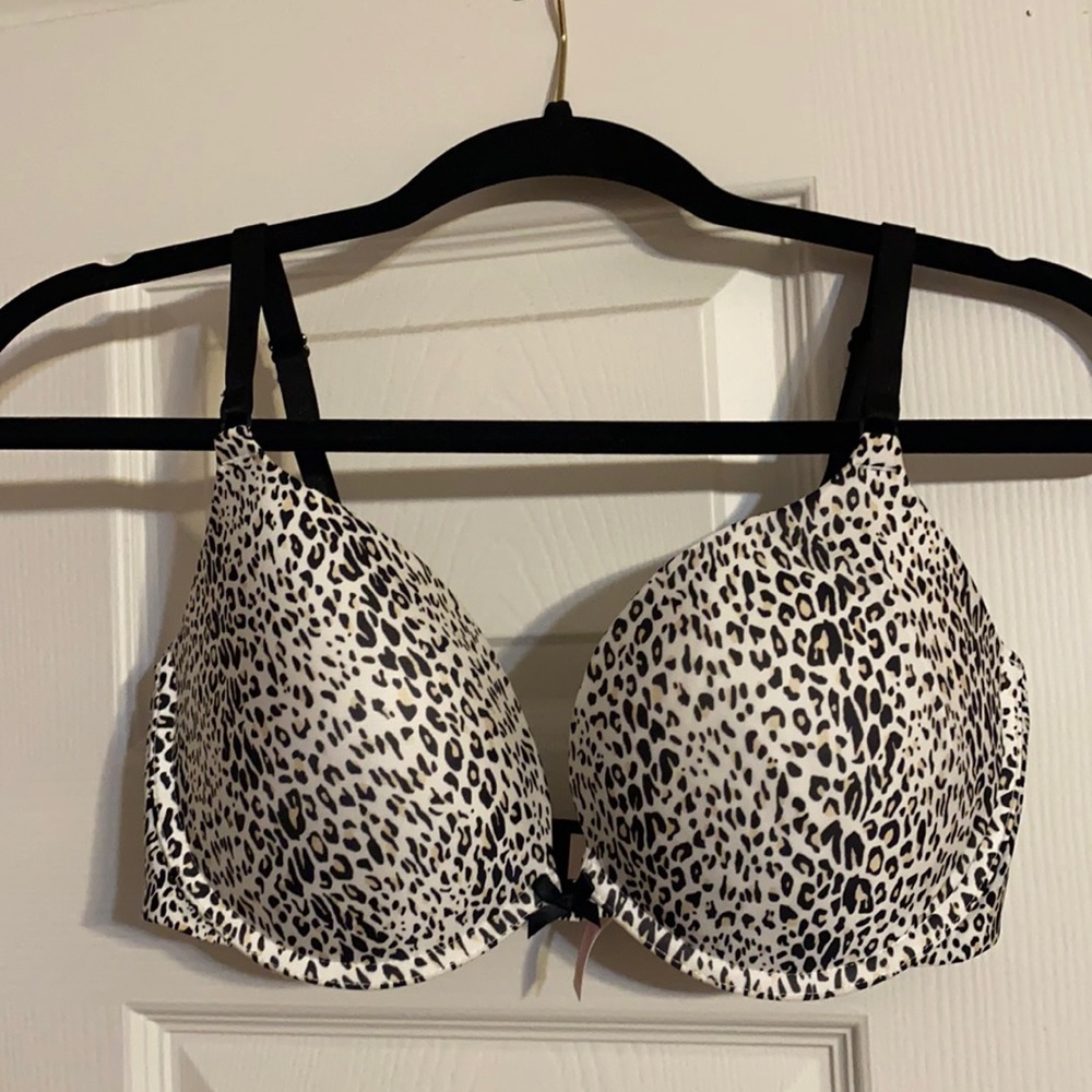 Victoria’s Secret push up bra